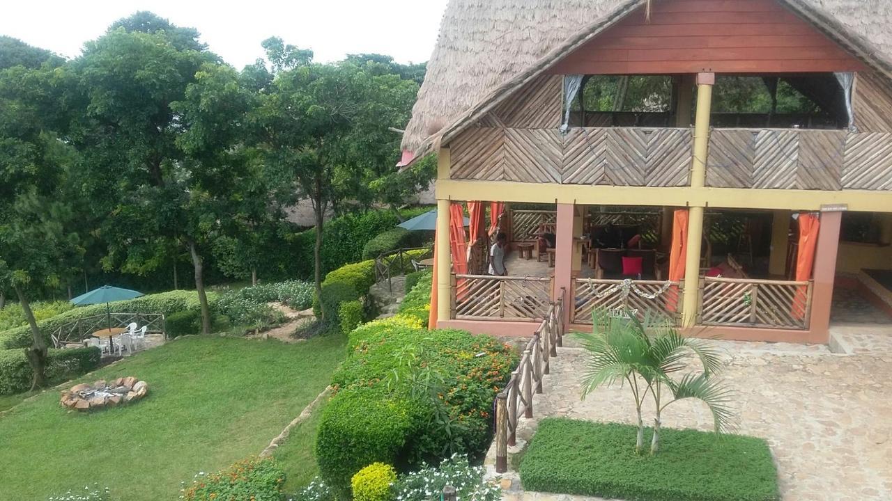 Lakeside Escape - Uganda Hotel Mpenja Exterior photo